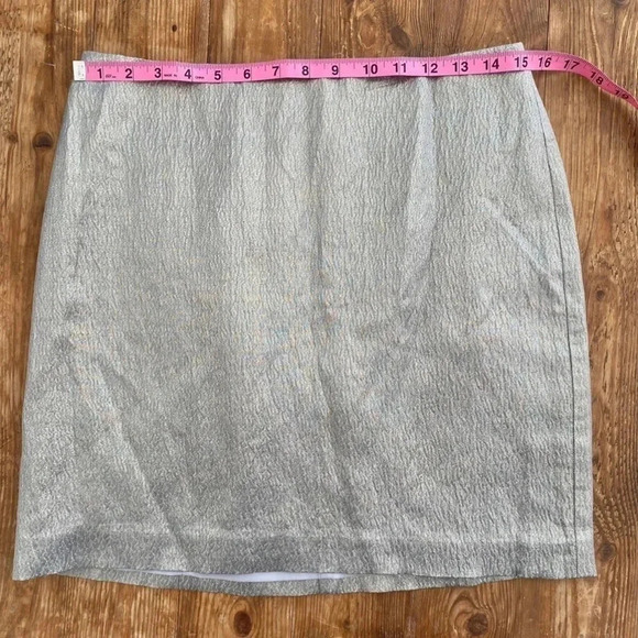 Ann Taylor Silk Cotton  Gray/Silver Lined Mini Pencil Skirt Zip Close Size 6 EUC - Picture 6 of 9